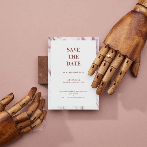 save the date marmer roze glad effen papier