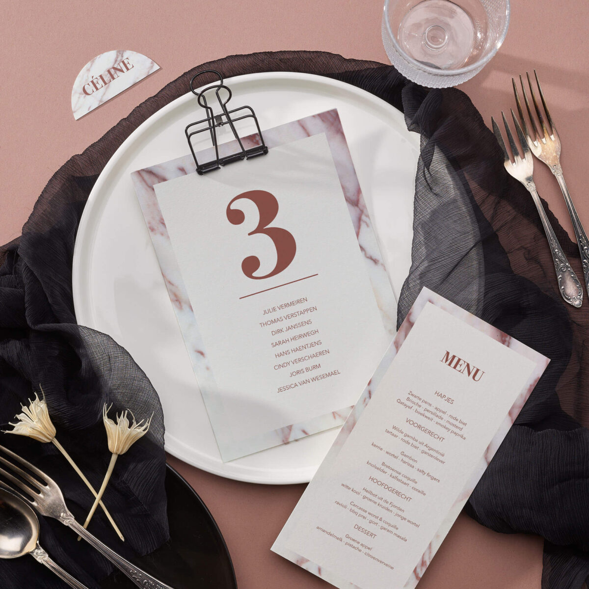 Huwelijk tafelkaarten roze marmer
