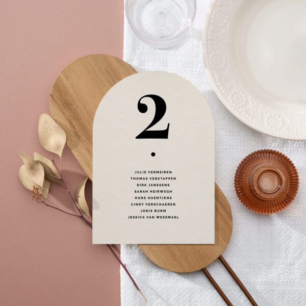 Huwelijk tafelkaarten minimal clean crème Strak