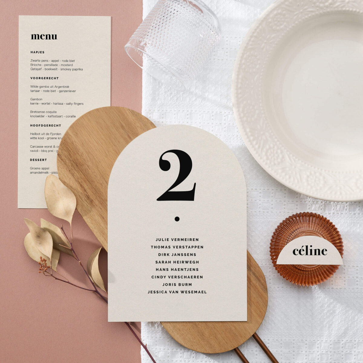Huwelijk tafelkaarten minimal clean crème Strak